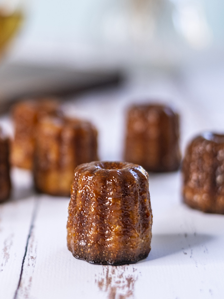 Image illustrative de l'article "Mini canelés : la recette authentique"