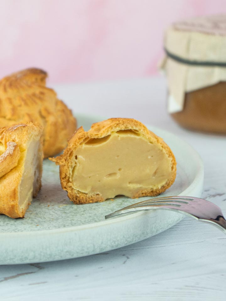 Image illustrative de l'article "Choux à la pâte à tartiner aux Canelés"