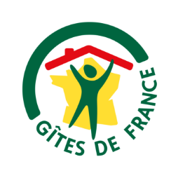 https://www.la-toque-cuivree.fr/wp-content/uploads/2024/08/gites-de-france-logo.png